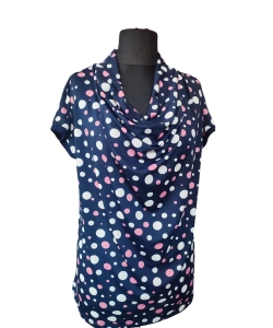 Bluzka z lejącym dekoltem typu woda - różowe oraz białe groszki